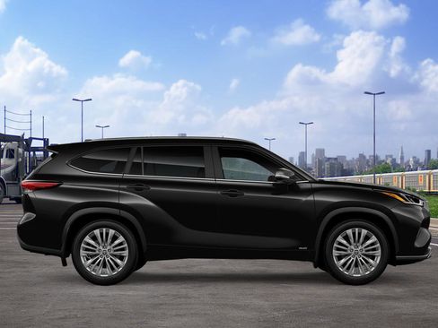 New 2026 Toyota Highlander Platinum image 14