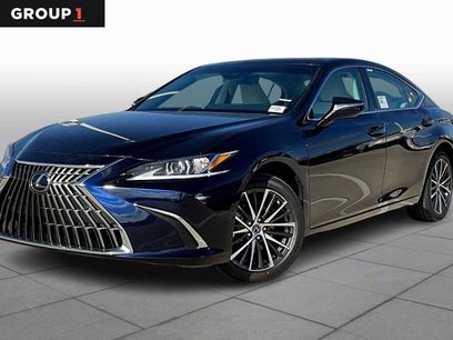 New 2025 Lexus ES 350 w/ Premium Package
