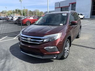 Used 2017 Honda Pilot Touring video 1
