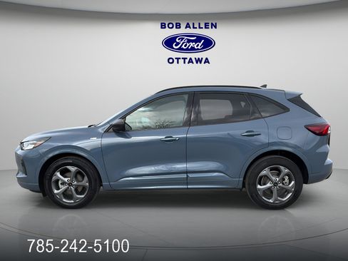 Used 2024 Ford Escape ST-Line w/ Equipment Group 301A image 10