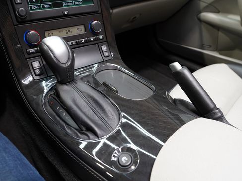 Used 2011 Chevrolet Corvette Grand Sport w/ Preferred Equipment Group image 51