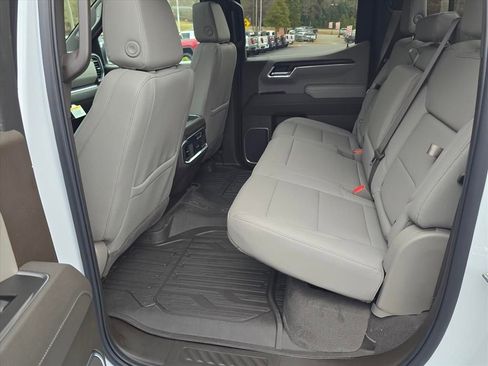 New 2026 GMC Sierra 1500 SLT w/ SLT Premium Plus Package image 5