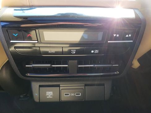 Certified 2024 Acura MDX SH-AWD w/ Technology Package image 13