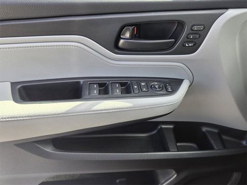 Certified 2023 Honda Odyssey EX-L image 29