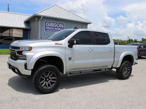 Used 2022 Chevrolet Silverado 1500 RST w/ Safety Package AWD/4WD image 5