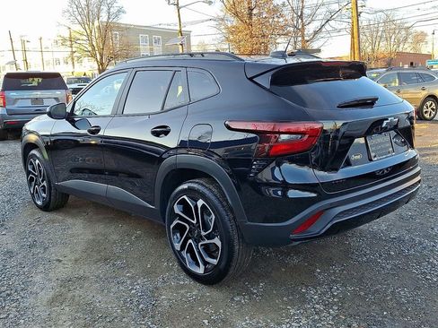 Used 2025 Chevrolet Trax RS w/ Driver Confidence Package image 6