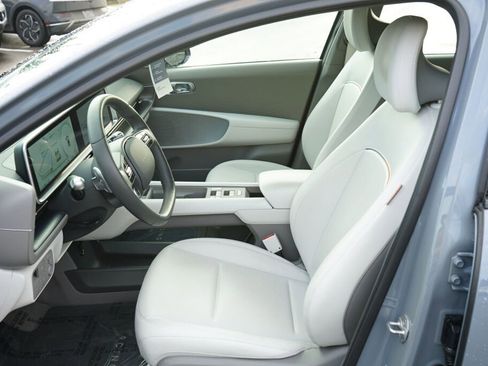 Certified 2025 Hyundai Ioniq 6 Limited image 15