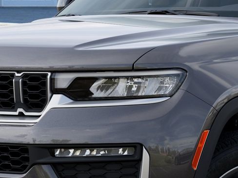New 2026 Jeep Grand Cherokee Limited w/ Trailer Tow Package RWD image 10