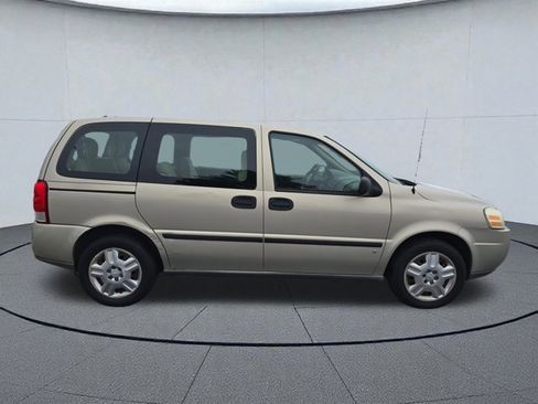 Used 2008 Chevrolet Uplander LS image 6