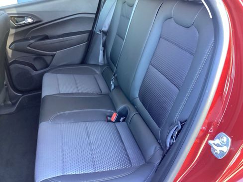 Used 2025 Chevrolet Trax LT image 13