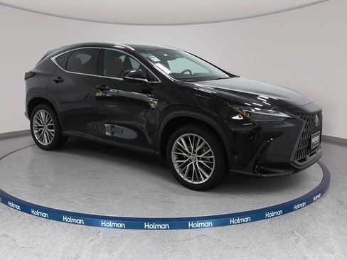 Used 2025 Lexus NX 350 AWD w/ Rear Seat Package image 3