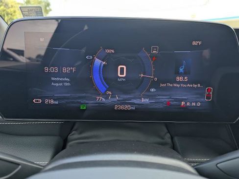 Used 2024 Chevrolet Blazer EV LT AWD/4WD image 28