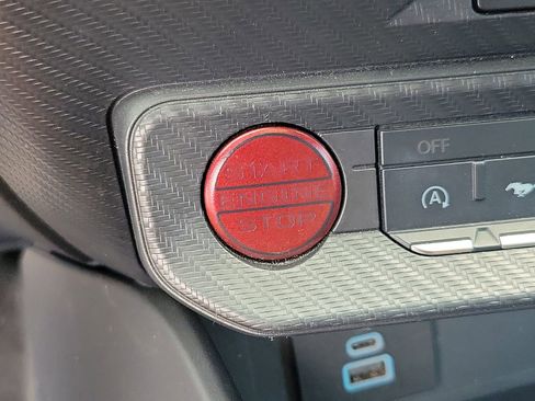 Used 2025 Ford Mustang Premium RWD image 24