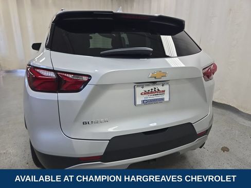 Used 2021 Chevrolet Blazer LT FWD image 40