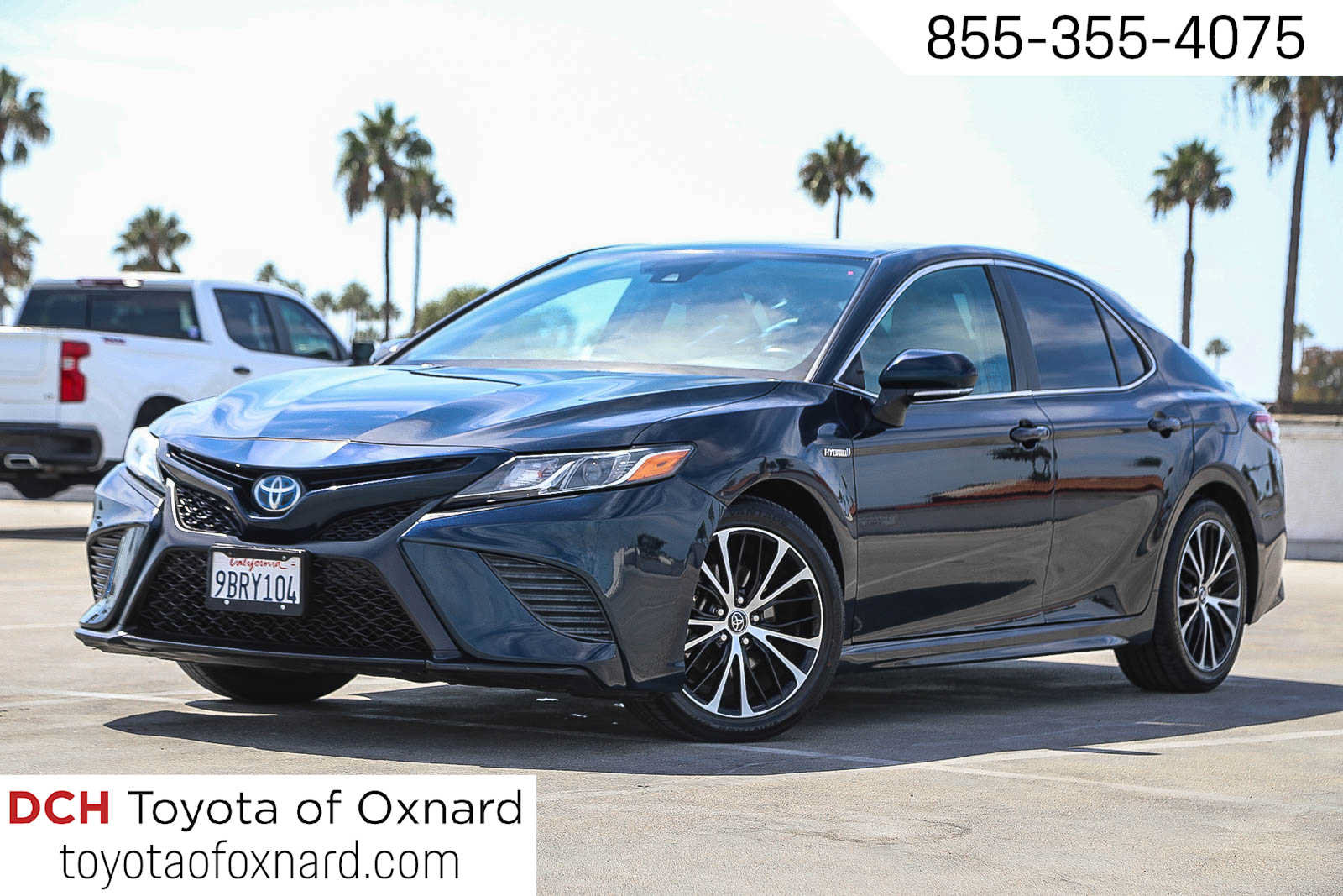 Used 2019 Toyota Camry SE w/ Audio Package FWD image 1