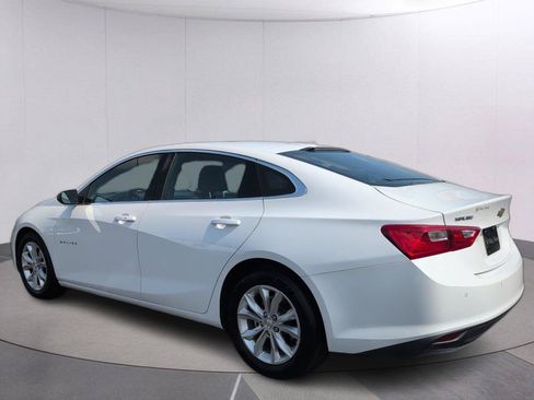 Used 2024 Chevrolet Malibu LT FWD image 3
