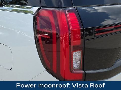 Used 2025 Ford Expedition Platinum AWD/4WD image 12