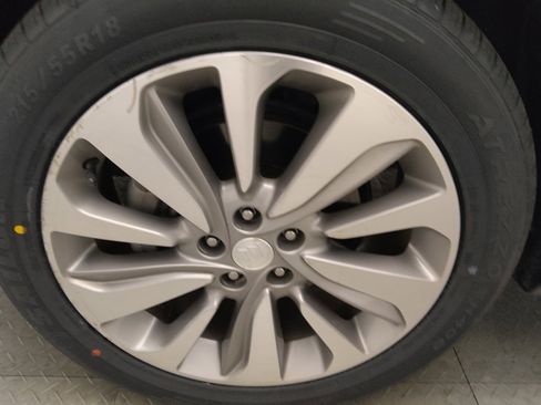 Used 2019 Buick Encore Preferred FWD image 31