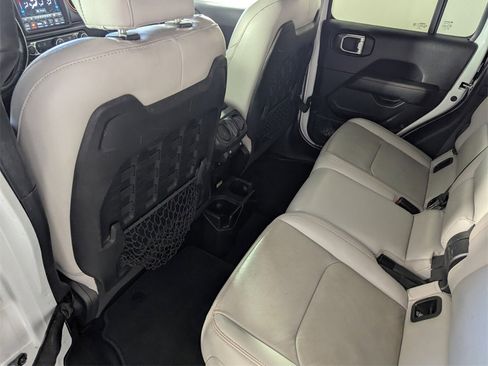 Certified 2021 Jeep Gladiator Mojave image 15