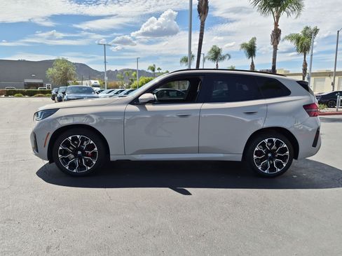 Used 2025 BMW X3 xDrive30i w/ Premium Package AWD/4WD image 7