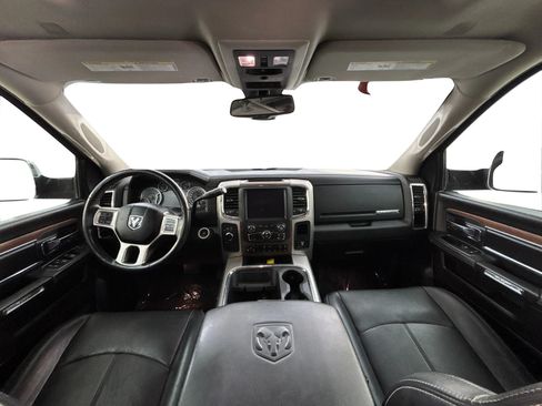 Used 2018 RAM 2500 Laramie w/ Snow Chief Group AWD/4WD image 17