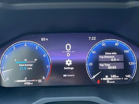 Used 2025 Toyota RAV4 Limited w/ Advanced Technology Package AWD/4WD image 15
