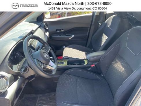 Used 2022 Nissan Kicks SV FWD image 6