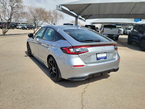 Used 2025 Honda Civic Sport image 6