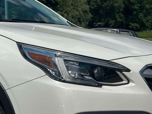 Certified 2022 Subaru Outback Limited image 7
