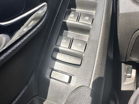 Used 2016 Chevrolet Trax LT image 14