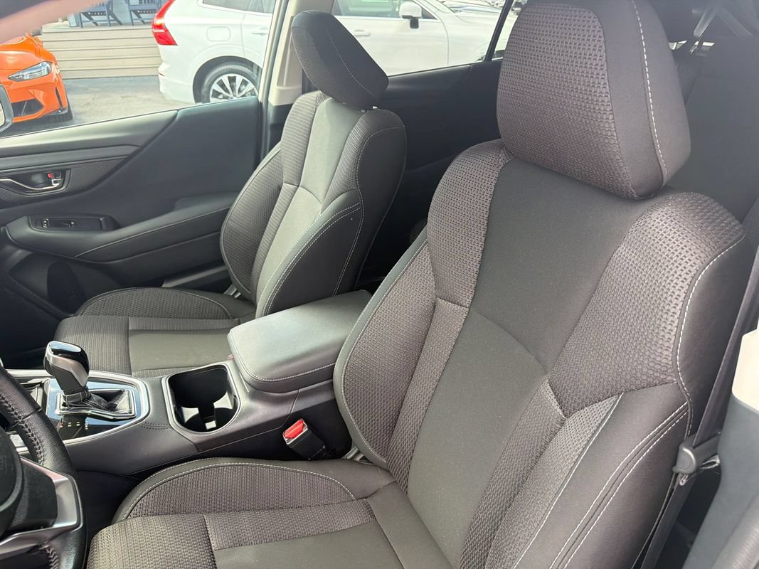 Used 2023 Subaru Outback Premium AWD/4WD image 10