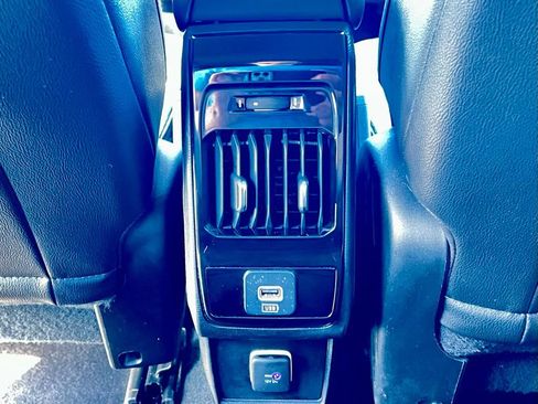 Used 2024 Jeep Compass Trailhawk image 34