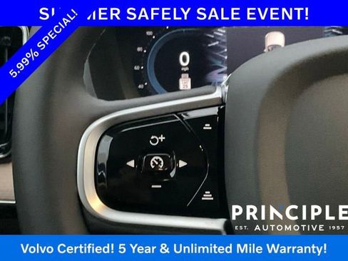 Certified 2025 Volvo XC90 B5 Plus AWD/4WD image 20