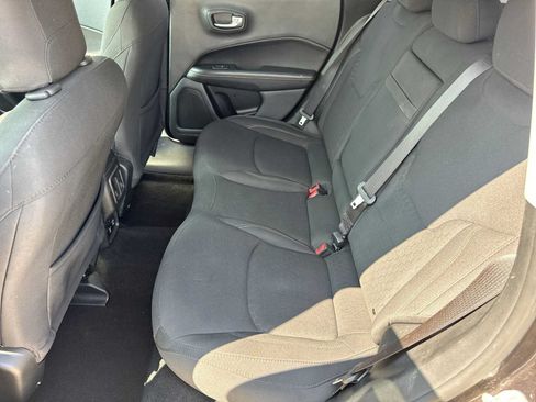 Used 2019 Jeep Compass Sport FWD image 18