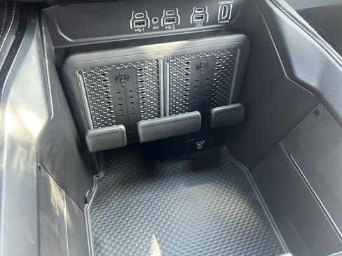 New 2025 RAM 3500 Limited image 15