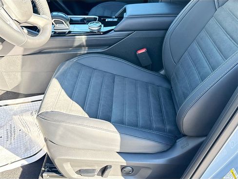 New 2026 Mitsubishi Outlander SE image 20