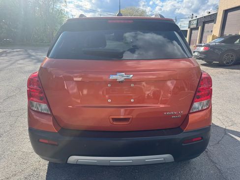 Used 2015 Chevrolet Trax LT w/ LT Sun and Sound Package AWD/4WD image 6