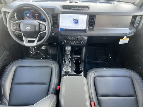 New 2025 Ford Bronco Big Bend w/ Black Diamond Package image 11