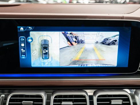 Used 2026 Mercedes-Benz Maybach GLS 600 4MATIC image 38