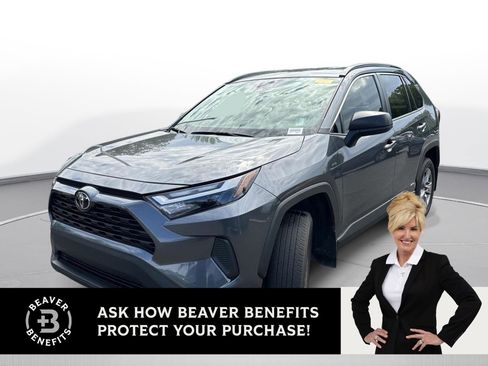 Used 2025 Toyota RAV4 LE AWD/4WD image 1