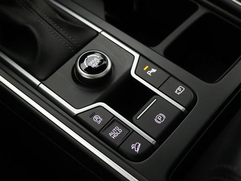 Used 2024 Kia Sorento S w/ Panoramic Sunroof Package FWD image 29