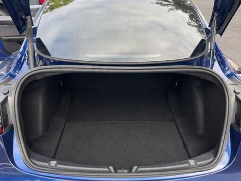 Used 2022 Tesla Model 3 Standard Range image 13