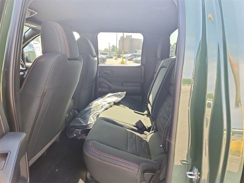 New 2026 Nissan Frontier PRO-4X w/ Pro-4x Convenience Package image 5