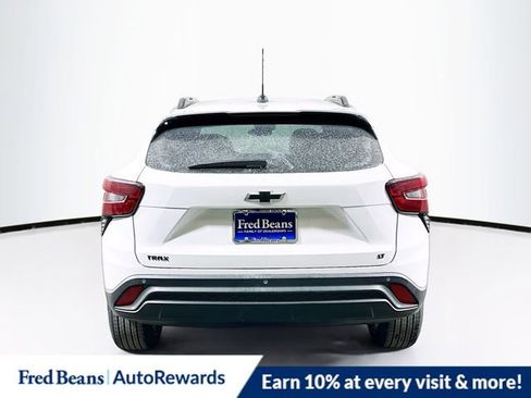 New 2026 Chevrolet Trax LT w/ Driver Confidence Package image 5