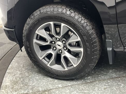 Certified 2024 Chevrolet Silverado 1500 RST image 36