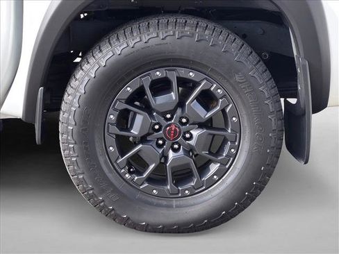 Used 2022 Nissan Frontier PRO-4X w/ Pro-4X Premium Package image 23