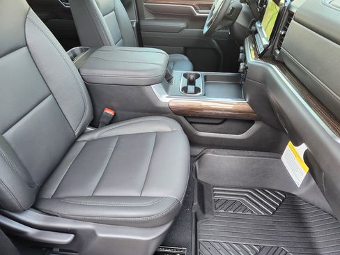 New 2026 Chevrolet Silverado 2500 LT w/ Trail Boss Package image 19