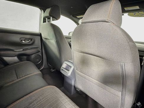 Used 2025 Honda HR-V Sport image 27