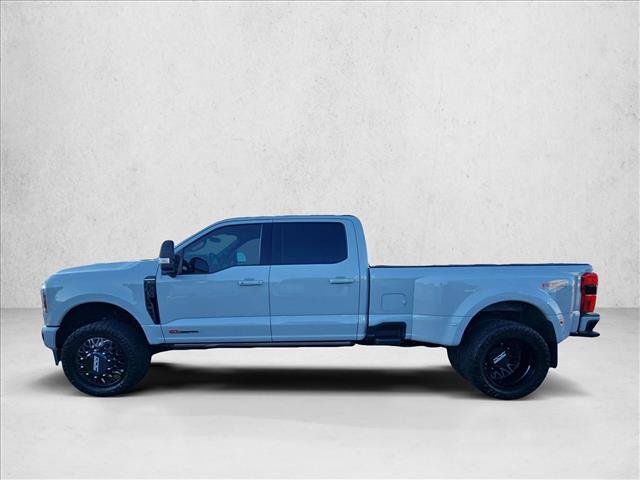 Certified 2025 Ford F350 Platinum AWD/4WD image 9
