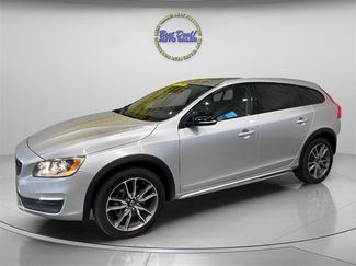 Used 2015 Volvo V60 T5 Cross Country w/ Protection Package image 1